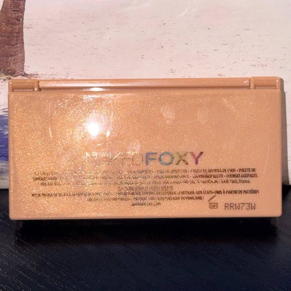 Urban Decay Naked Foxy Mini Eyeshadow Palette 6 Shades Neutral Shimmer